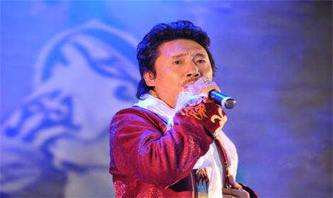 容中尔甲
