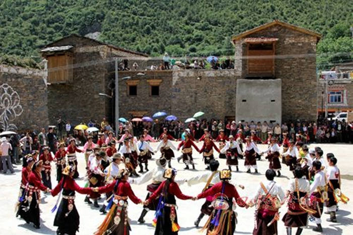 马尔康嘉绒锅庄文旅节10月23日开幕