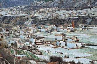 乡城县开展关心关爱援藏干部人才“暖冬行动”