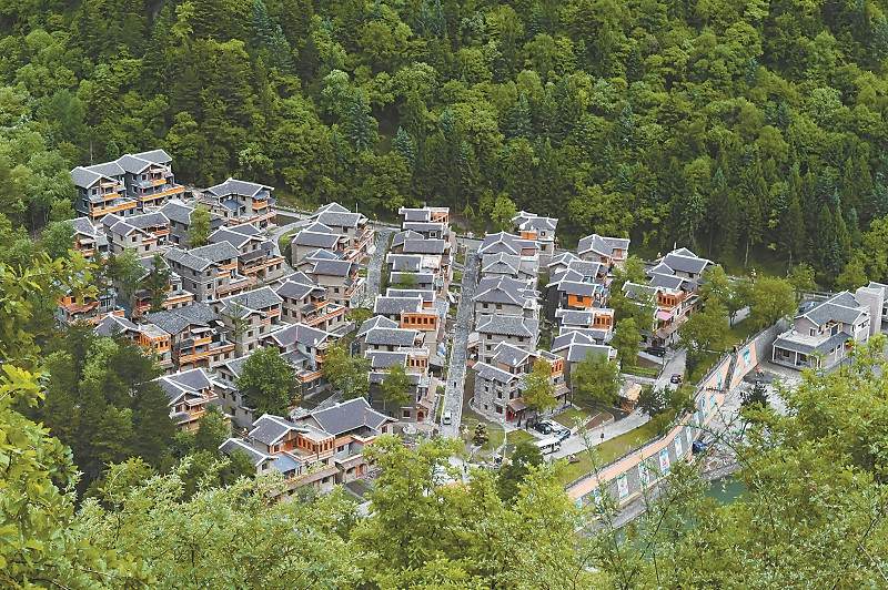 黑水县通过特色产业扶贫 摘穷帽从留住游客开始