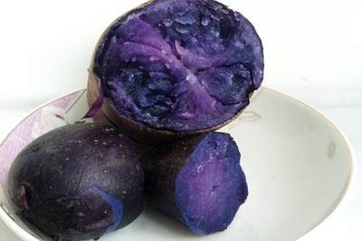 康巴美食之甘孜紫皮马铃薯