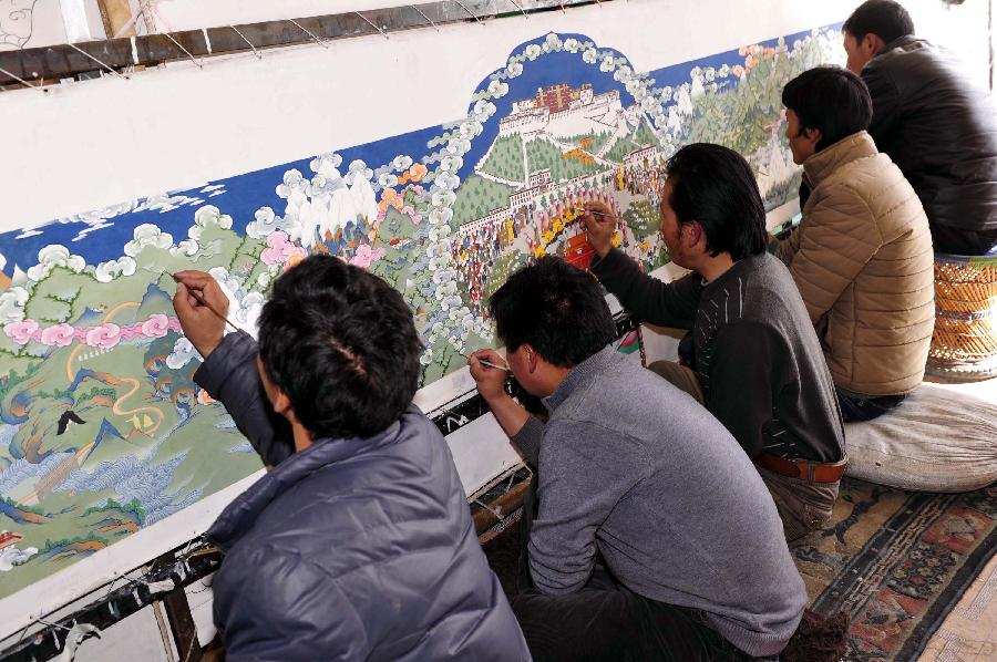 百年古建展出近百幅“等级画师”精品唐卡