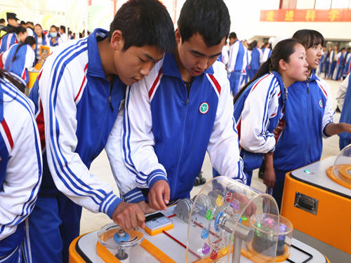 中国流动科技馆巡展黑水县拉开序幕