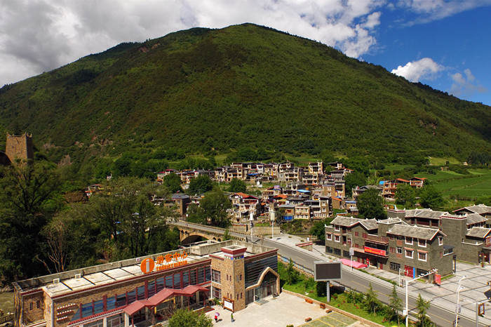 马尔康开展婴幼儿配方乳粉专项检查