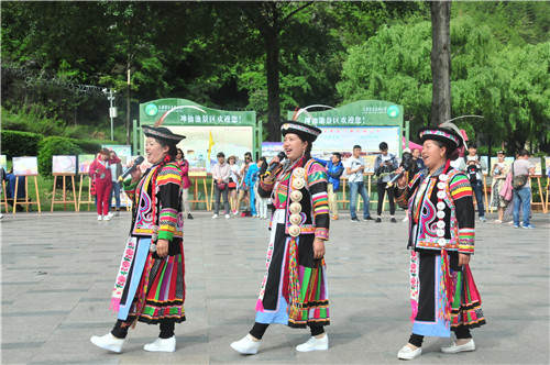 非物质文化遗产展演，让九寨又火了！
