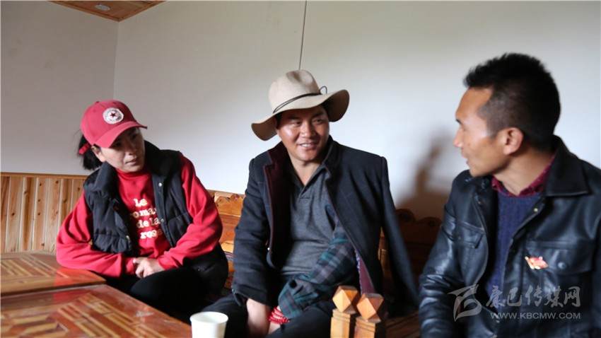 色达牧民安居又乐业