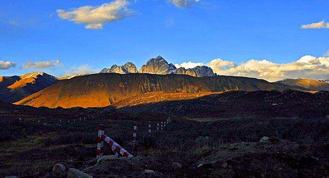 甘孜县切实加强当前防汛工作