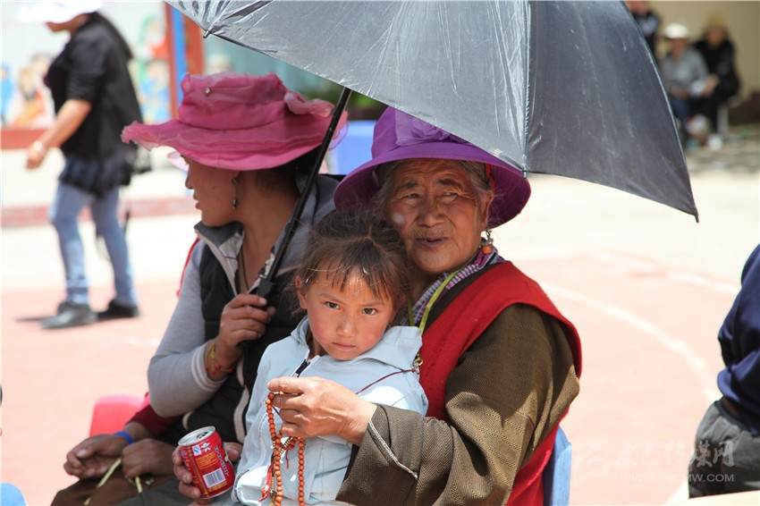 省第十一次党代会精神宣讲走进泸定道孚炉霍