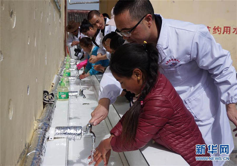 石渠：包虫病防治进校园