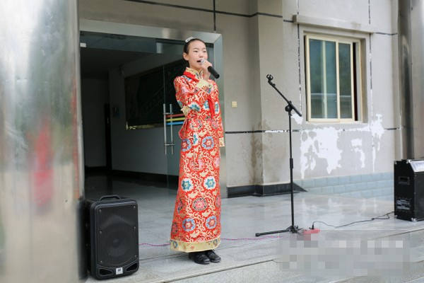 巴塘县开展系列活动庆祝建军90周年