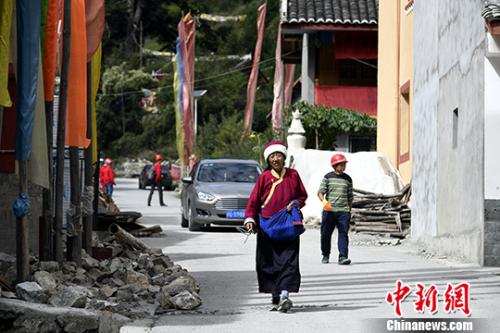 震后九寨沟见闻：受灾民众生活日趋平静 正陆续返迁回家