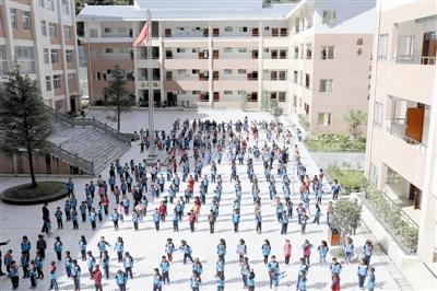 矢志追逐强教梦