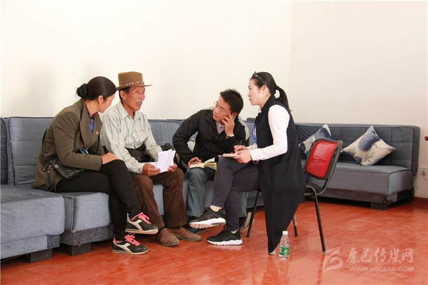 新龙县基层党建引领脱贫攻坚纪实