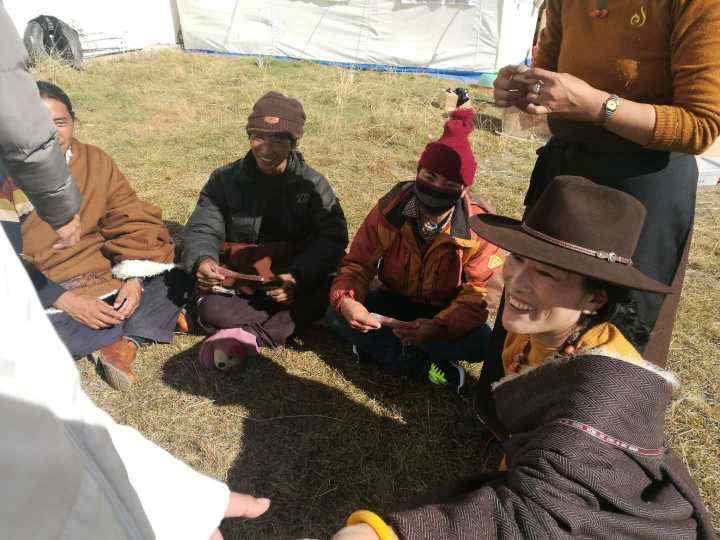 甘孜县卡龙乡：村集体经济“红利”让牧 民尝到“甜头”