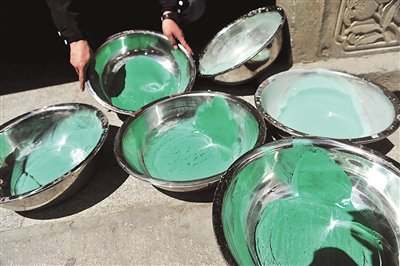 石头中的五彩世界