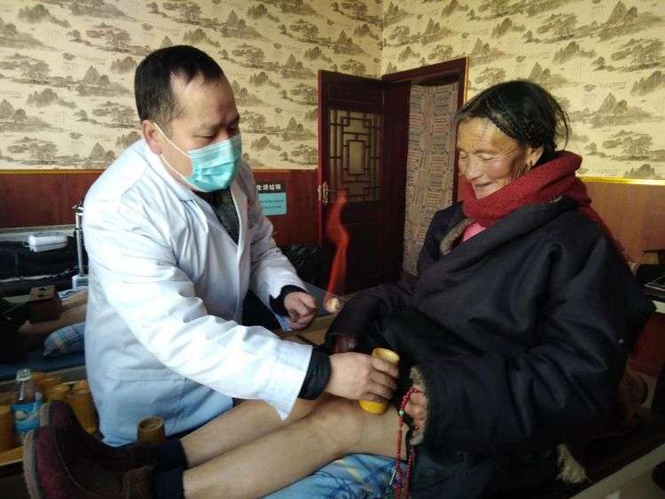 甘孜县医疗卫生对口支援工作成效显