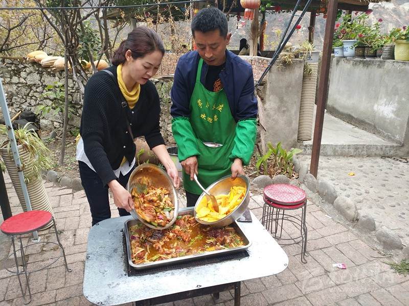 篾条笆笆房的守望