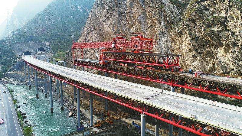顶级桥梁专家来汶川 目光齐聚这座桥