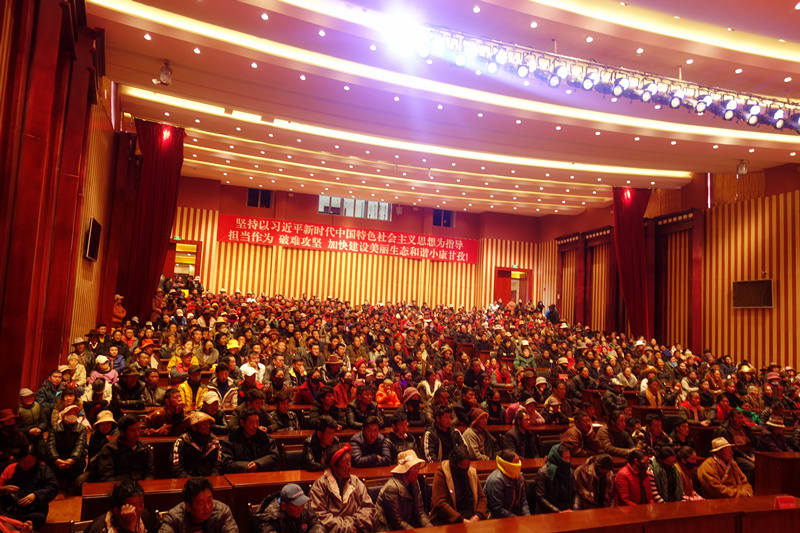 甘孜县开展重大传染病防治知识进社区活动