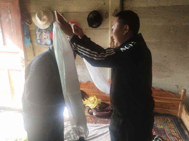 慰问退役老军人、传递温暖显真情