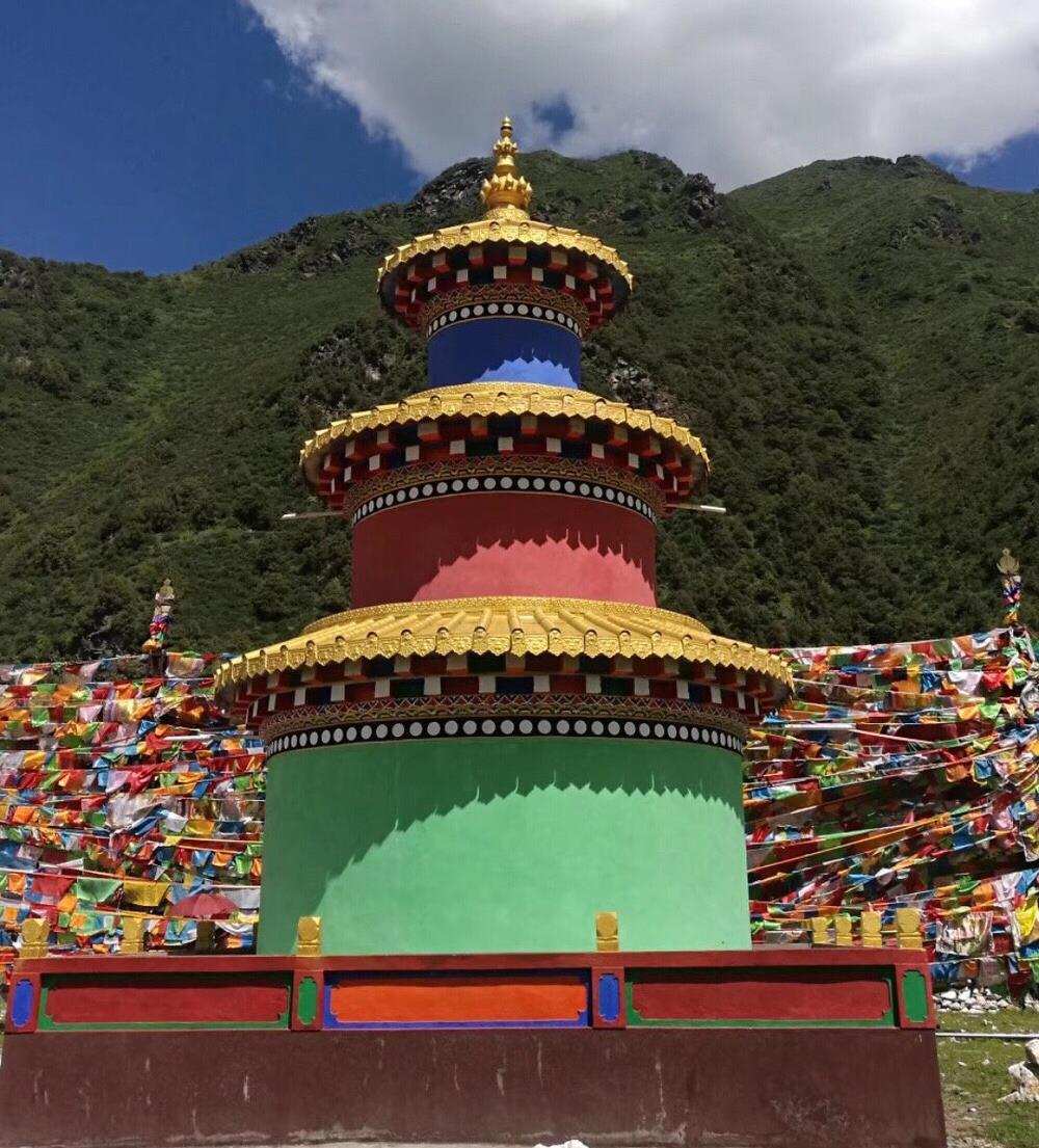 格萨尔的起源地——阿须吉苏雅