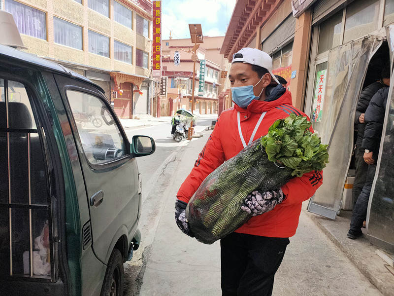 尼玛泽仁：您在家“防疫” 我为您“跑腿”