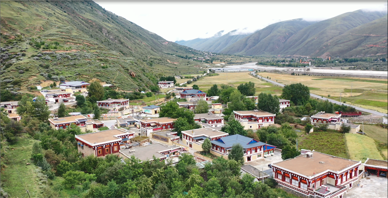 道孚援藏工作队因地制宜助力乡村旅游发展