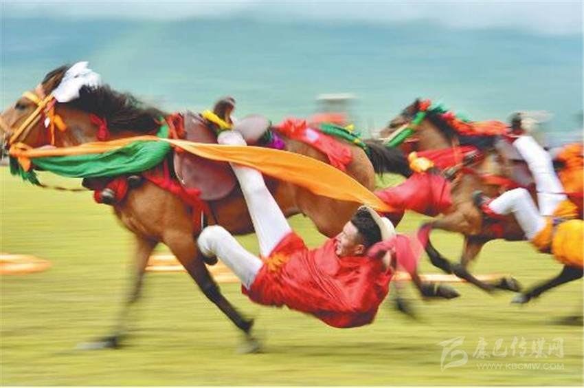 2020四川甘孜山地文化旅游节闭幕