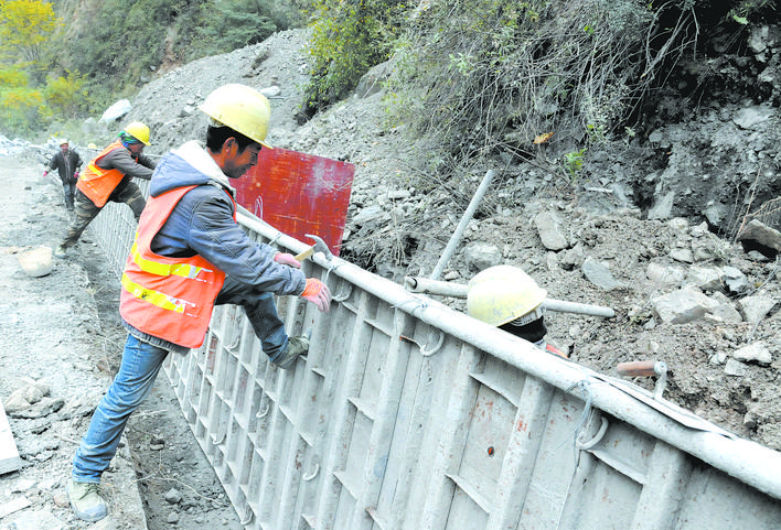 黑水县：有序推进国道347线茂红路提升改建工程