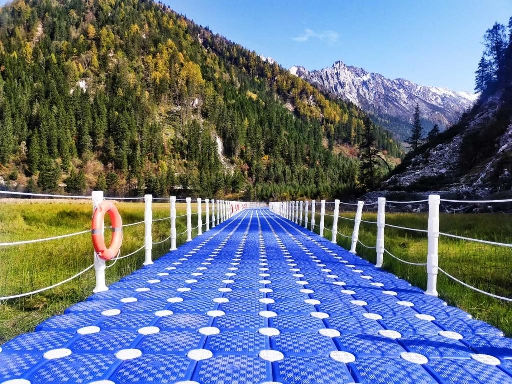 走进美丽新九寨∣探访：绝情谷变爱情海，九寨沟有一处“秀恩爱”的网红打卡点