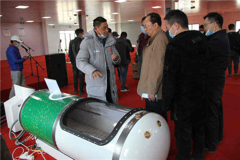 理塘：高原有了用氧健康产业