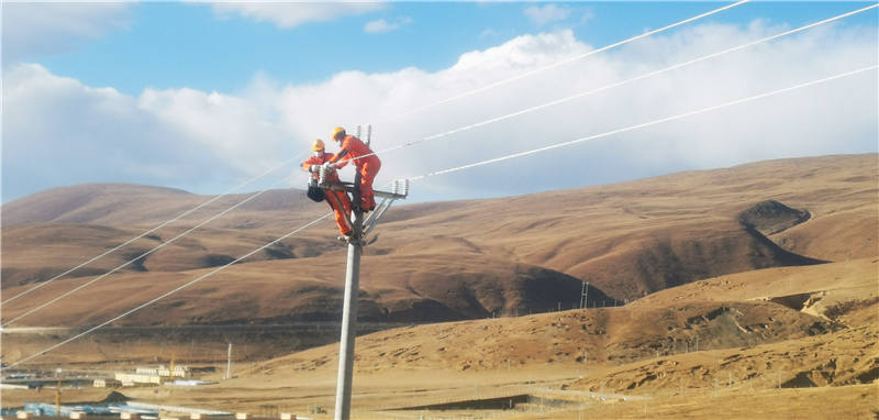 理塘县：复工复产保供电