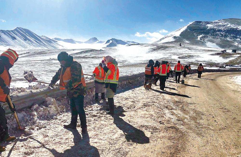 生命的赞歌——“天下第一道班”雪域之巅守护天路67载