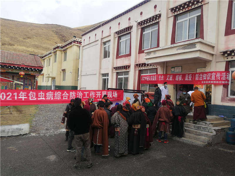 甘孜县：白衣天使解民忧 健康服务进牧区