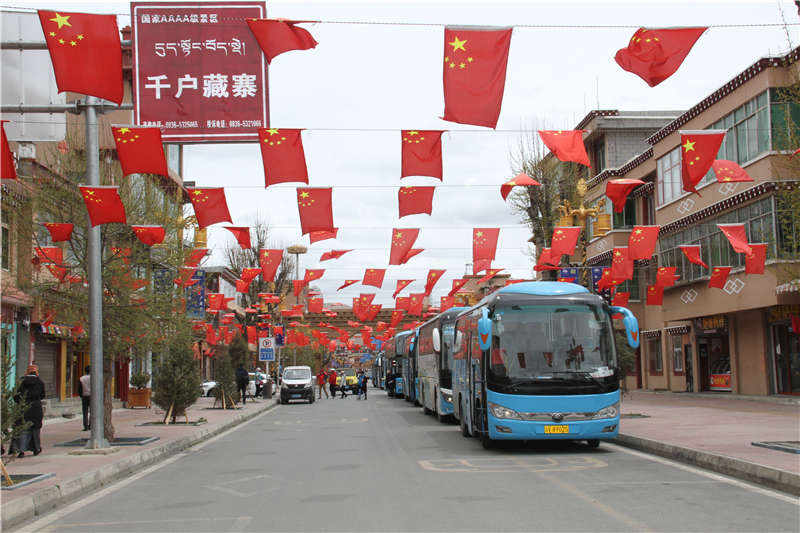 理塘县加大“五•一”小长假旅游管理