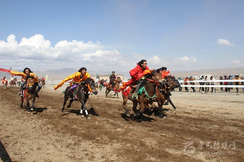 美丽甘孜人气旺