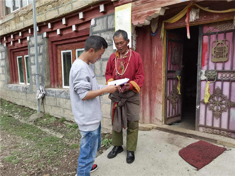 理塘县：“我为群众办实事”500余件