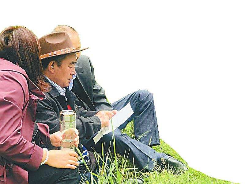 从若尔盖到仪陇，跨越四十多年的寻找 俄夺和父亲的寻亲路