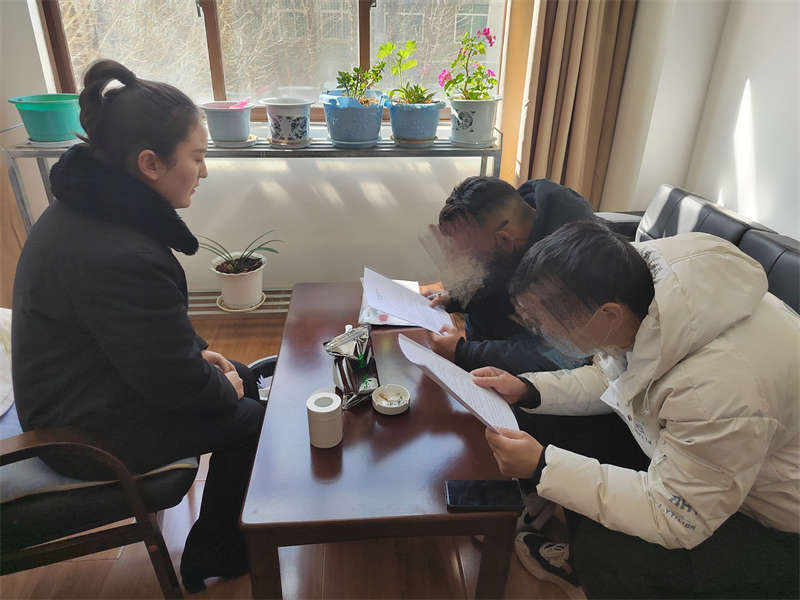 理塘县法院“石榴籽”远程两日调5案 