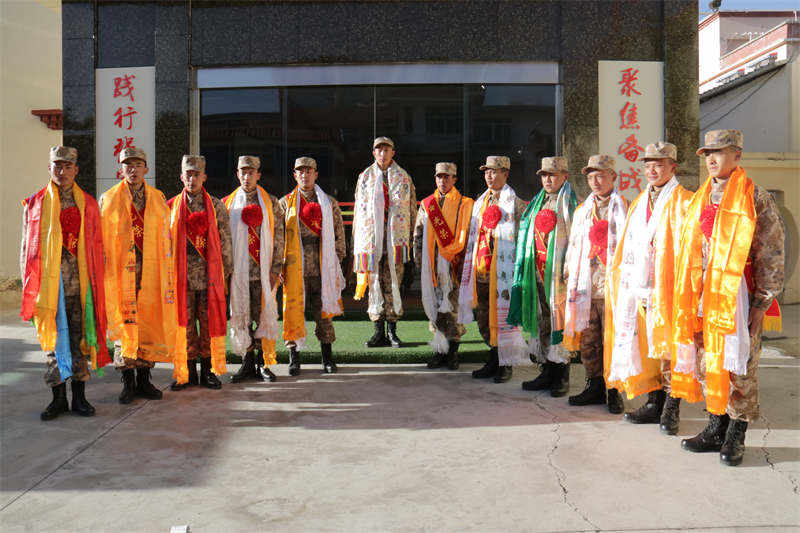 理塘县举行2022年度春季新兵入伍欢送仪式