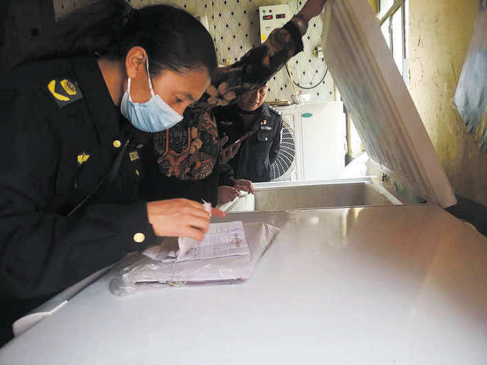 壤塘：加强冷链食品联合执法 筑牢疫情防控安全防线