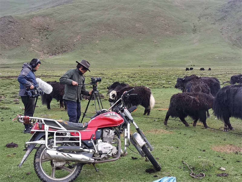 央视大型纪录片《记住乡愁》理塘篇开机