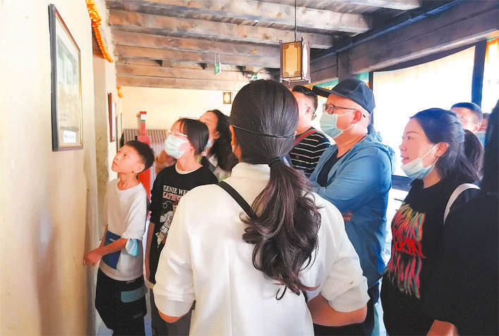 马尔康旅游市场持续升温 迎接八方游客