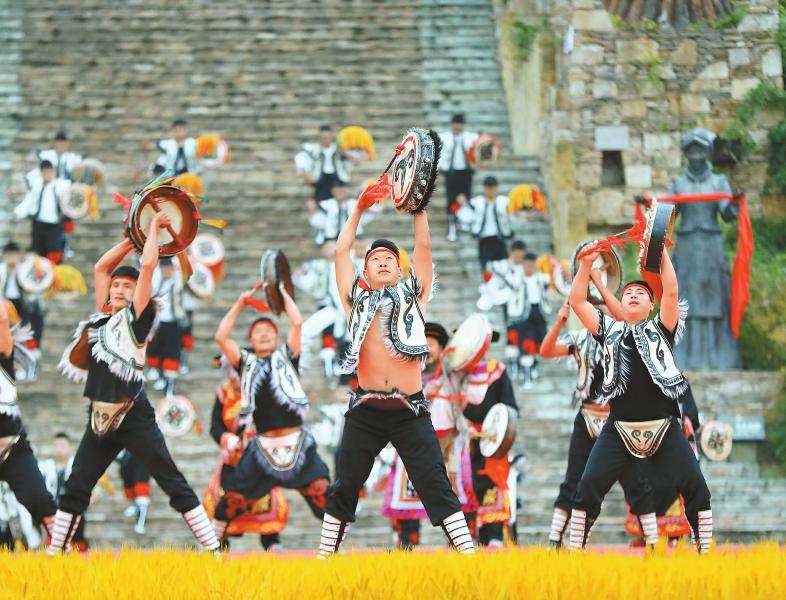 阿坝欢度“羌年”