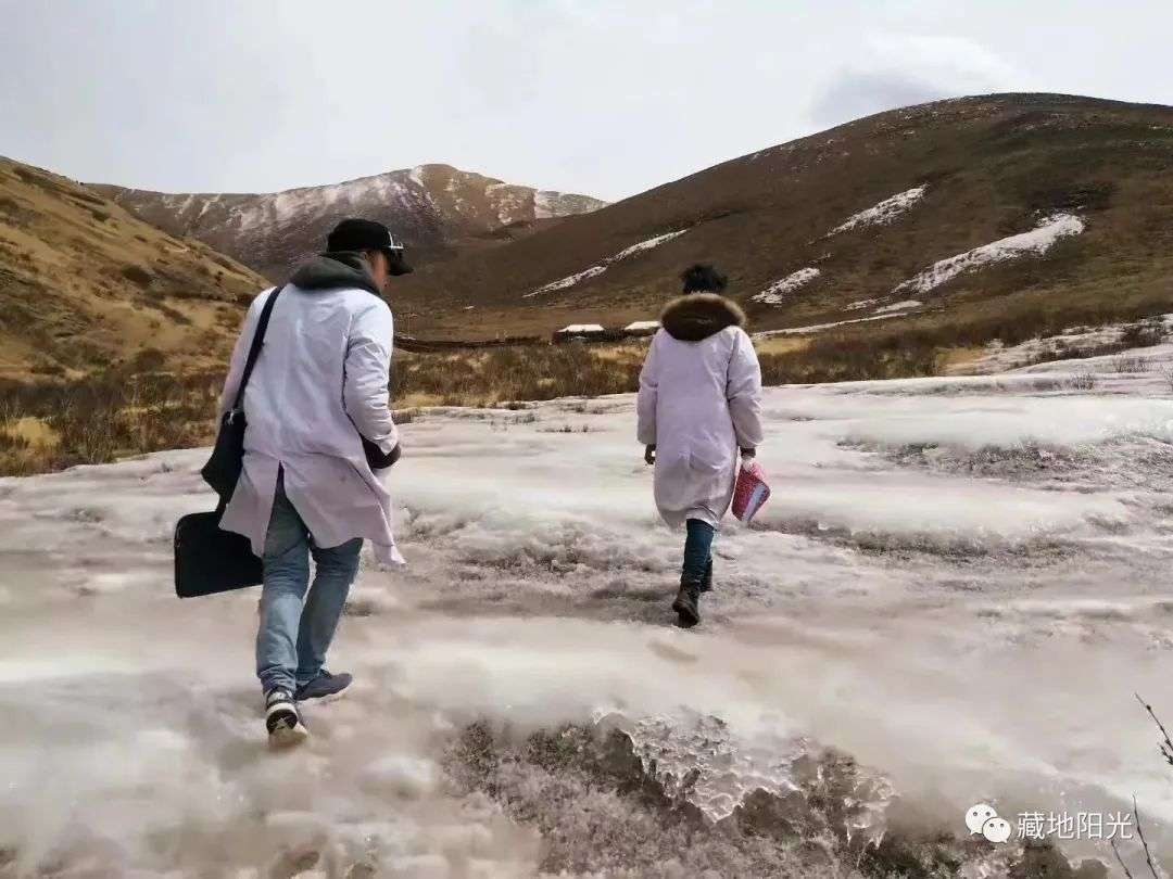 青春洒满高原 | 泽能：十年如一日 ，守护高原牧民健康的“好门巴”