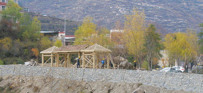 黑水县芦花镇加快推进乡村旅游项目建设