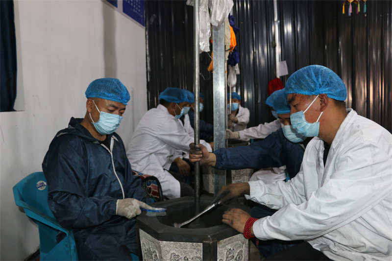 钱塘助力理塘藏医事业发展