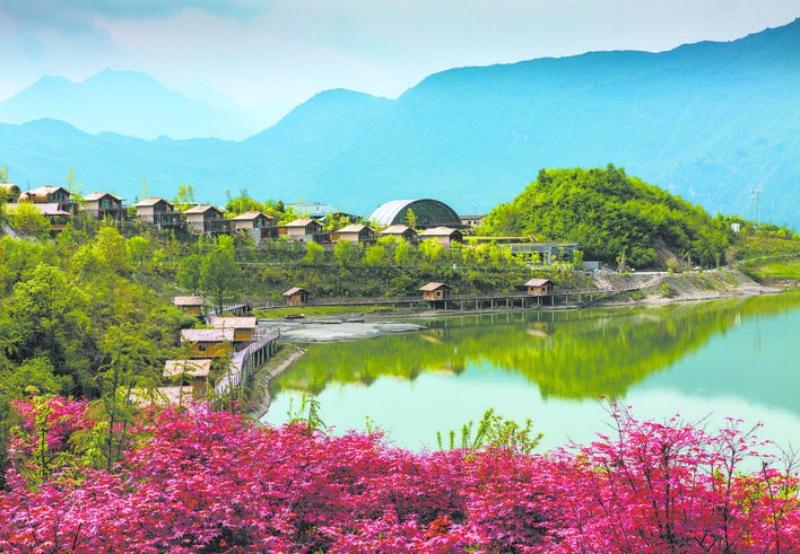 用“显微镜”精准帮扶 用“望远镜”持续发展——阿坝州做好巩固拓展脱贫攻坚成果同乡村振兴有效衔接纪实