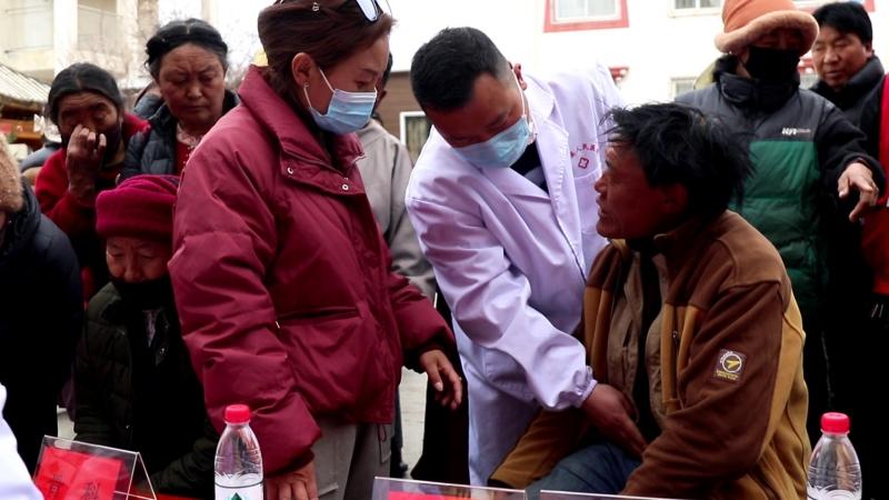 甘孜县：对口帮扶援基层，义诊服务“零距离”——南多乡开展下乡义诊巡诊活动