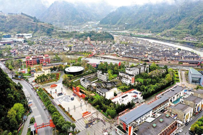 山川映绿 家园锦绣